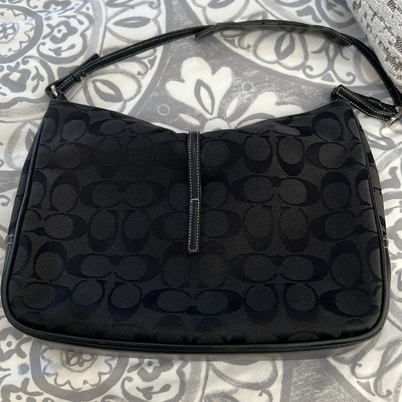 Coach Black Shoulder Bag - Picture 3 of 9